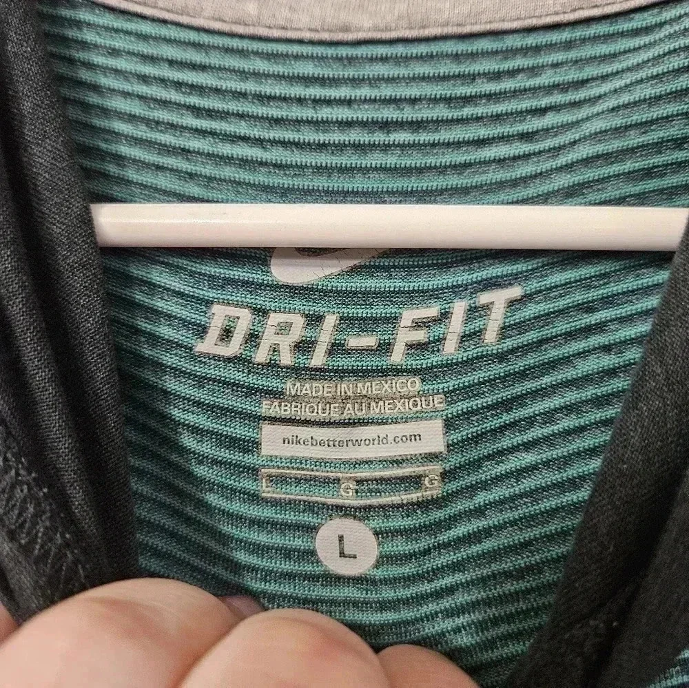 Nike dri fit blue and black striped hoodie!